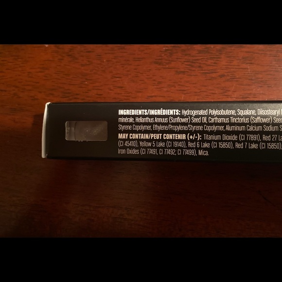 Younique Lucrative Lip gloss - Picture 2 of 3